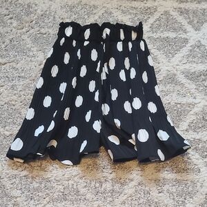 10 for $25 - Girls 4 Black with White Polka Dots Crinkle Shorts
